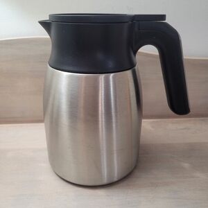 Delonghi 40oz Stainless Steel Insulated Thermal Carafe Coffee Cozy Kitchen To-Go